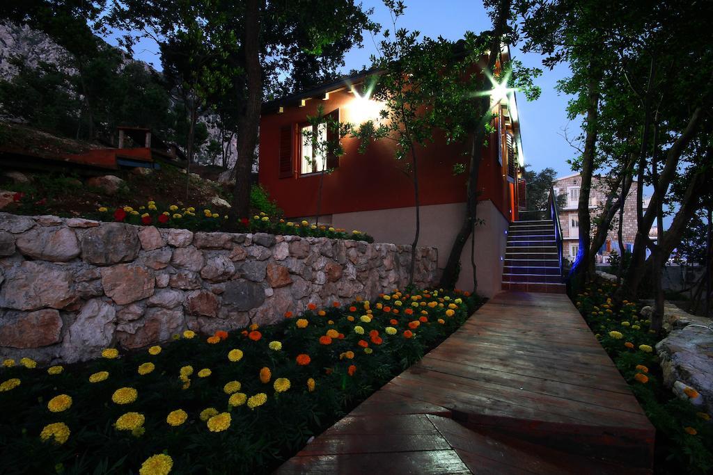 Harmonia Bungalows & Pool Sveti Stefan Camera foto