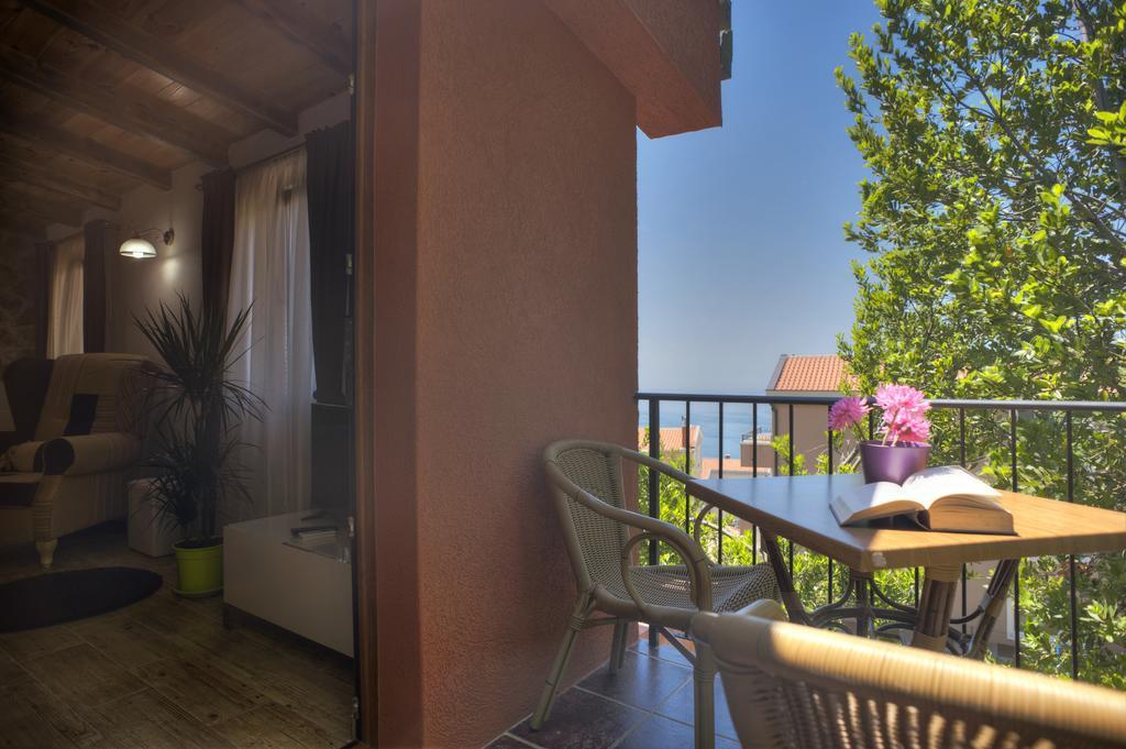 Harmonia Bungalows & Pool Sveti Stefan Esterno foto